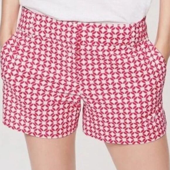 LOFT Pants - LOFT Riviera Pink Beige Geometric Shorts - Size 8